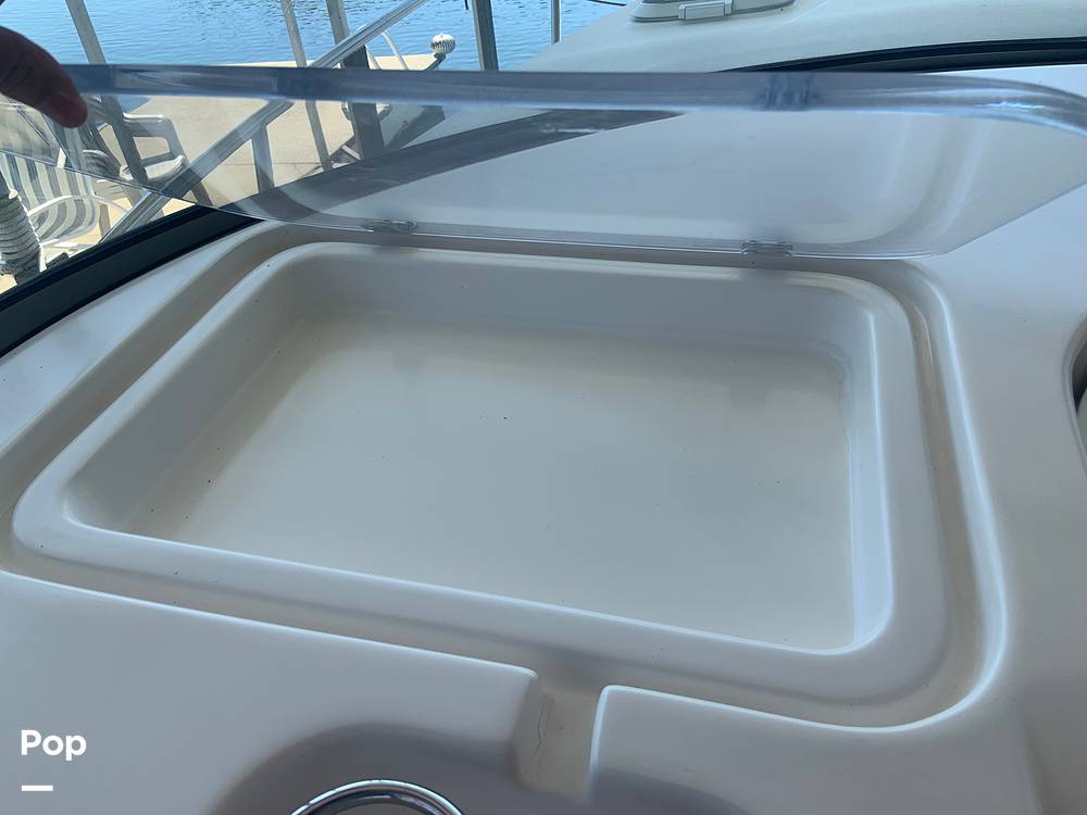Slide: The Image of Rinker Fiesta Vee 300 2006 - 79