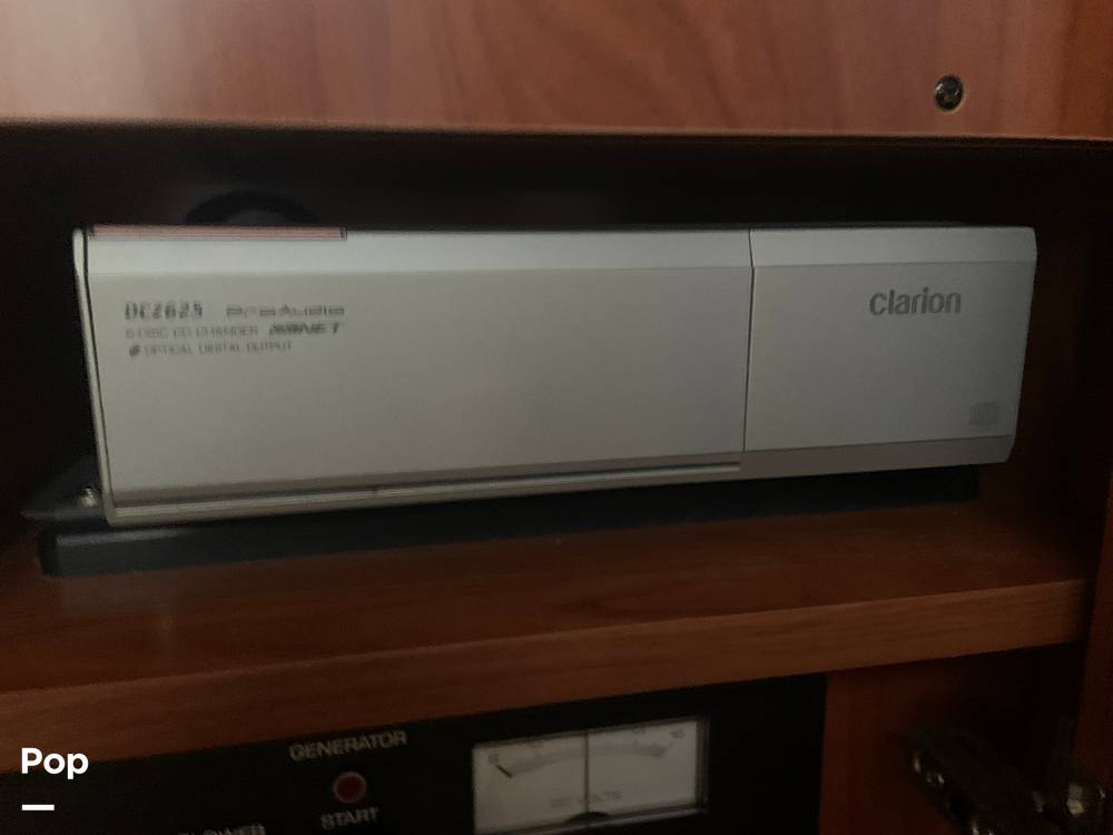 Slide: The Image of Rinker Fiesta Vee 300 2006 - 95