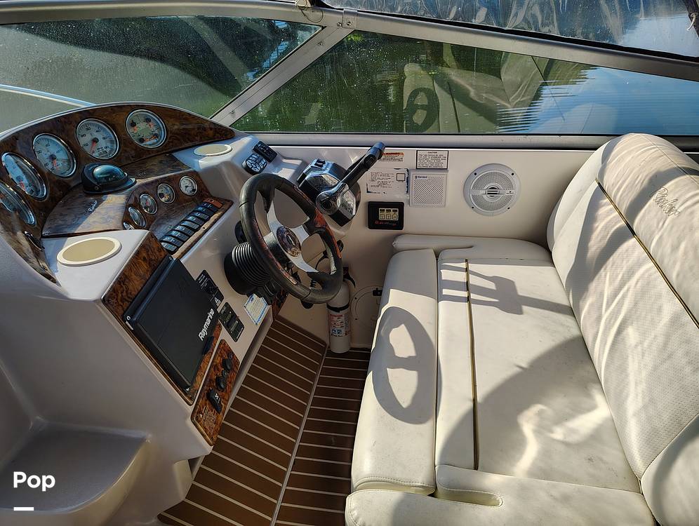 Slide: The Image of Rinker Fiesta Vee 312 2005 - 14735825
