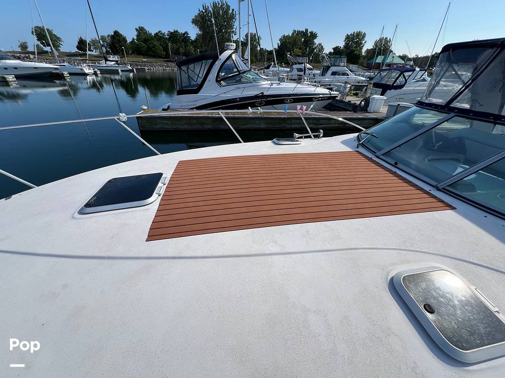 Slide: The Image of Rinker Fiesta Vee 312 2005 - 14667426