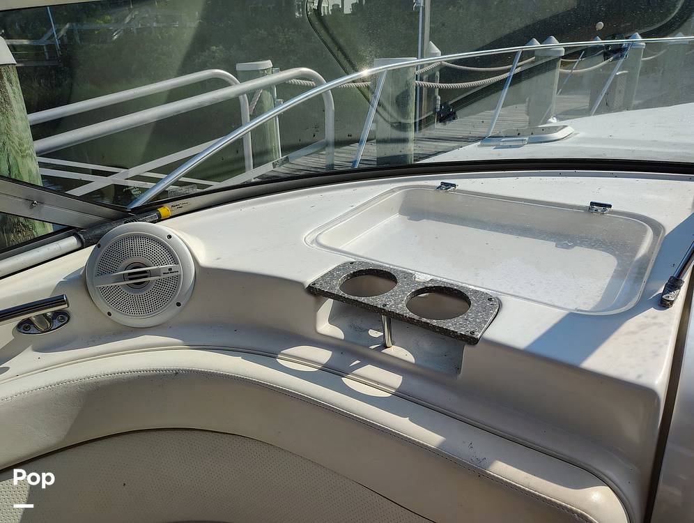 Slide: The Image of Rinker Fiesta Vee 312 2005 - 14735828