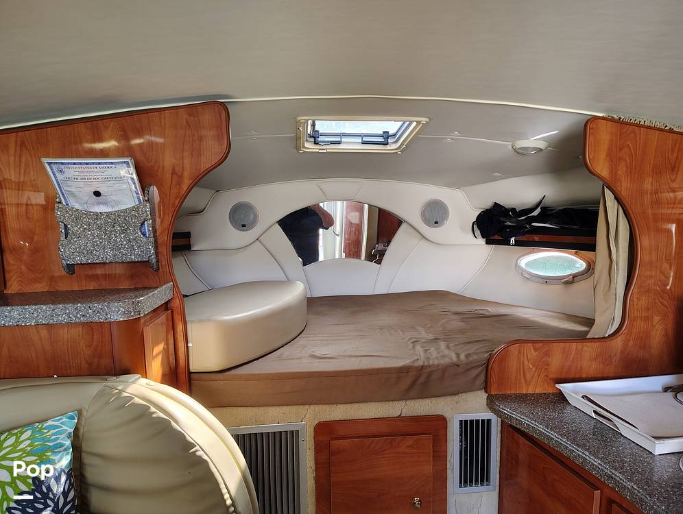 Slide: The Image of Rinker Fiesta Vee 312 2005 - 14735830