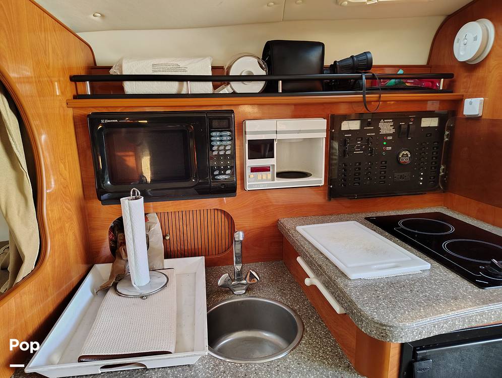 Slide: The Image of Rinker Fiesta Vee 312 2005 - 14735831