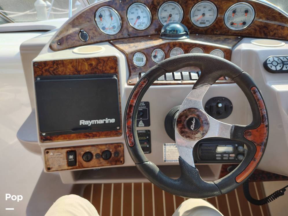 Slide: The Image of Rinker Fiesta Vee 312 2005 - 14735850