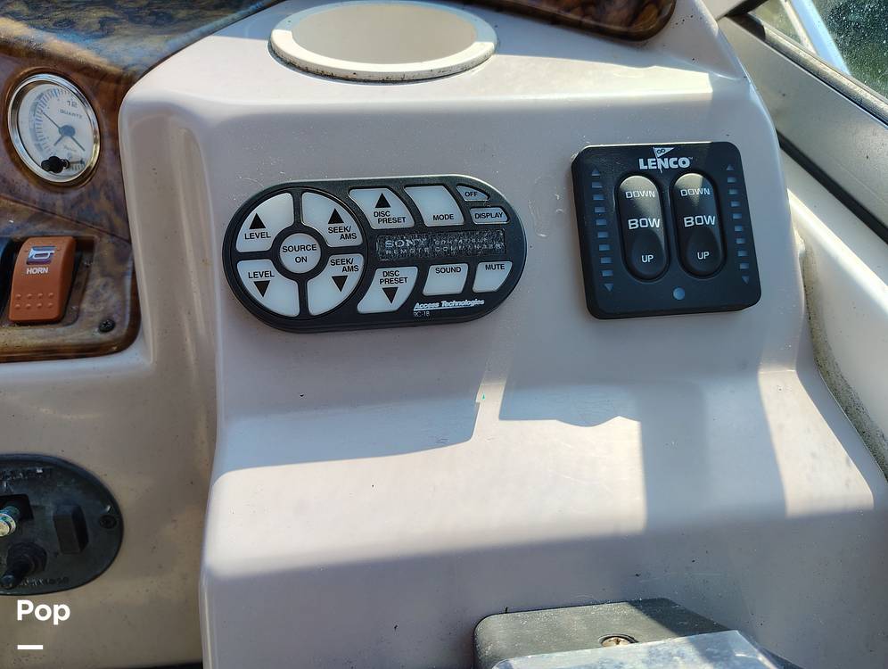 Slide: The Image of Rinker Fiesta Vee 312 2005 - 14735851
