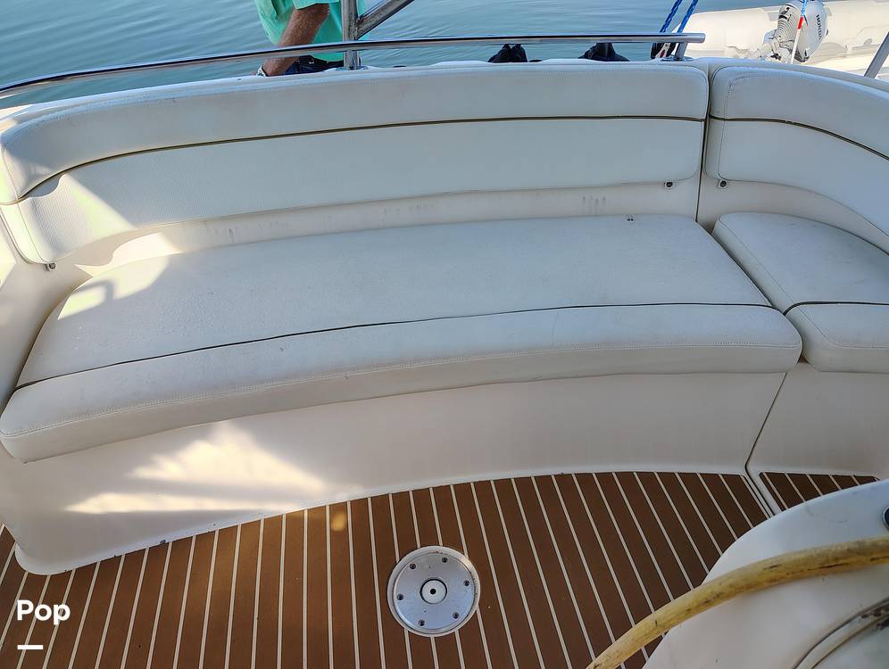Slide: The Image of Rinker Fiesta Vee 312 2005 - 14735822