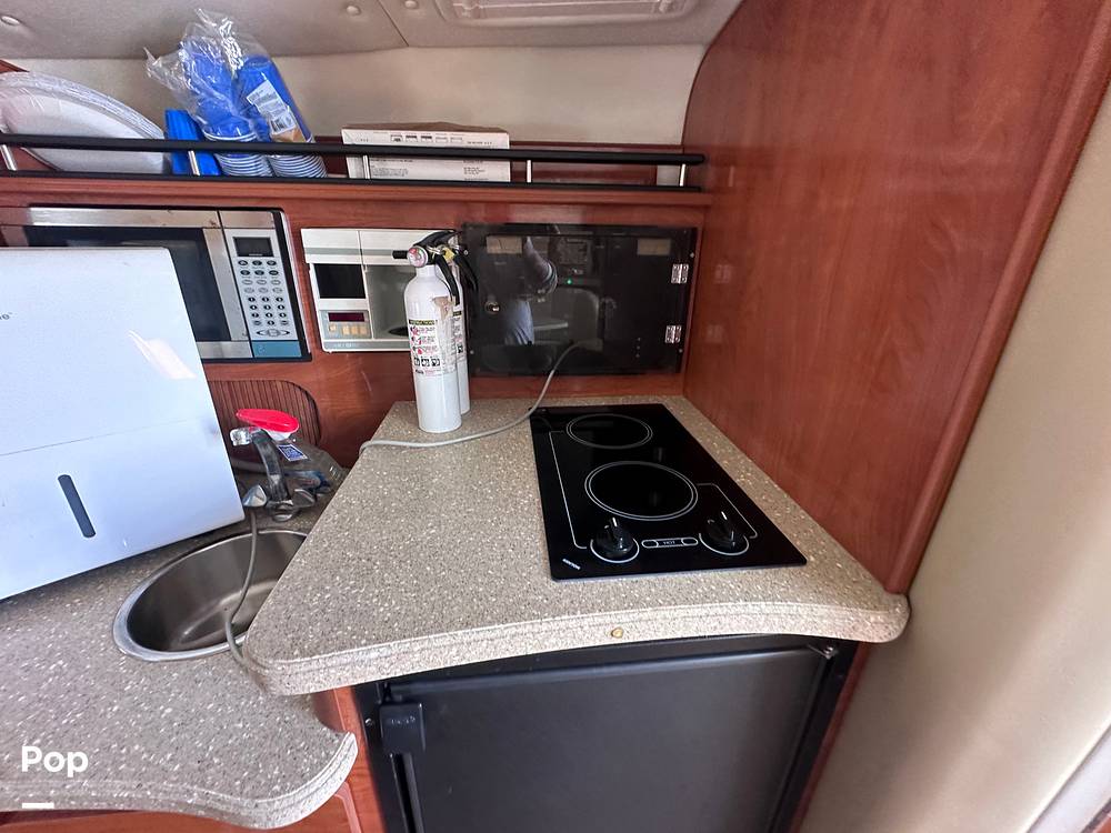 Slide: The Image of Rinker Fiesta Vee 320 2005 - 15259782