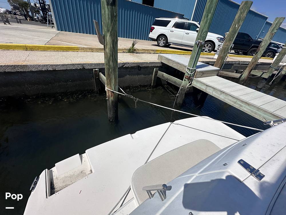 Slide: The Image of Rinker Fiesta Vee 320 2005 - 15259786