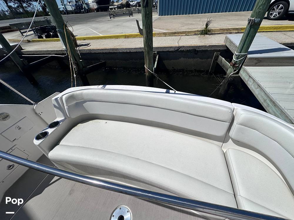 Slide: The Image of Rinker Fiesta Vee 320 2005 - 15259770
