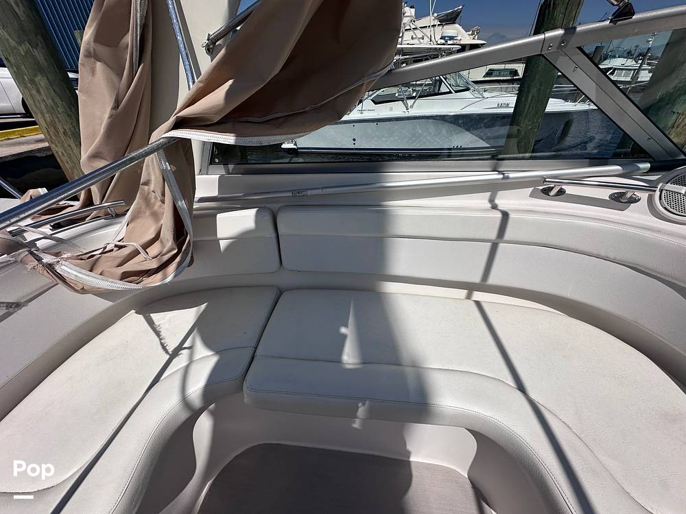 Slide: The Image of Rinker Fiesta Vee 320 2005 - 15259772
