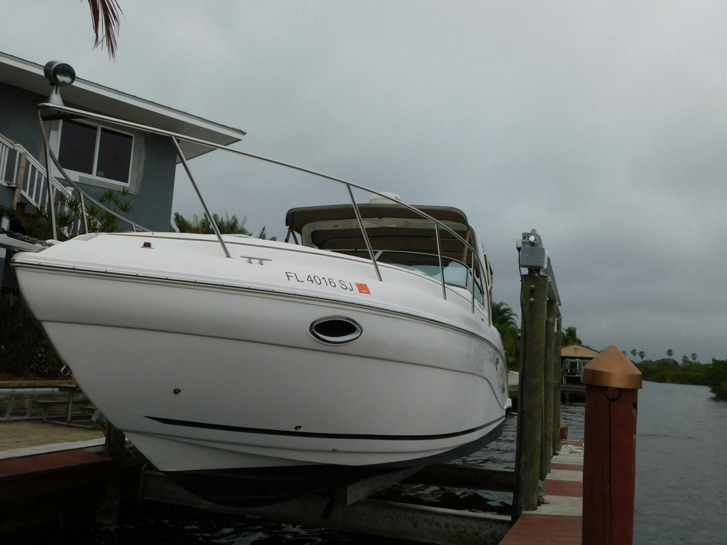Slide: The Image of Rinker Fiesta Vee 320 2006 - 4202263