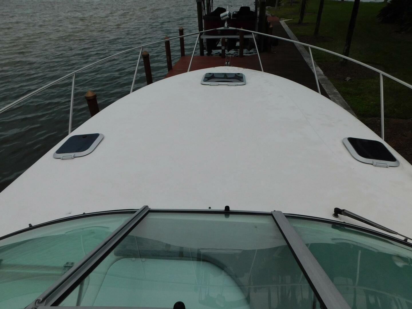 Slide: The Image of Rinker Fiesta Vee 320 2006 - 4202269