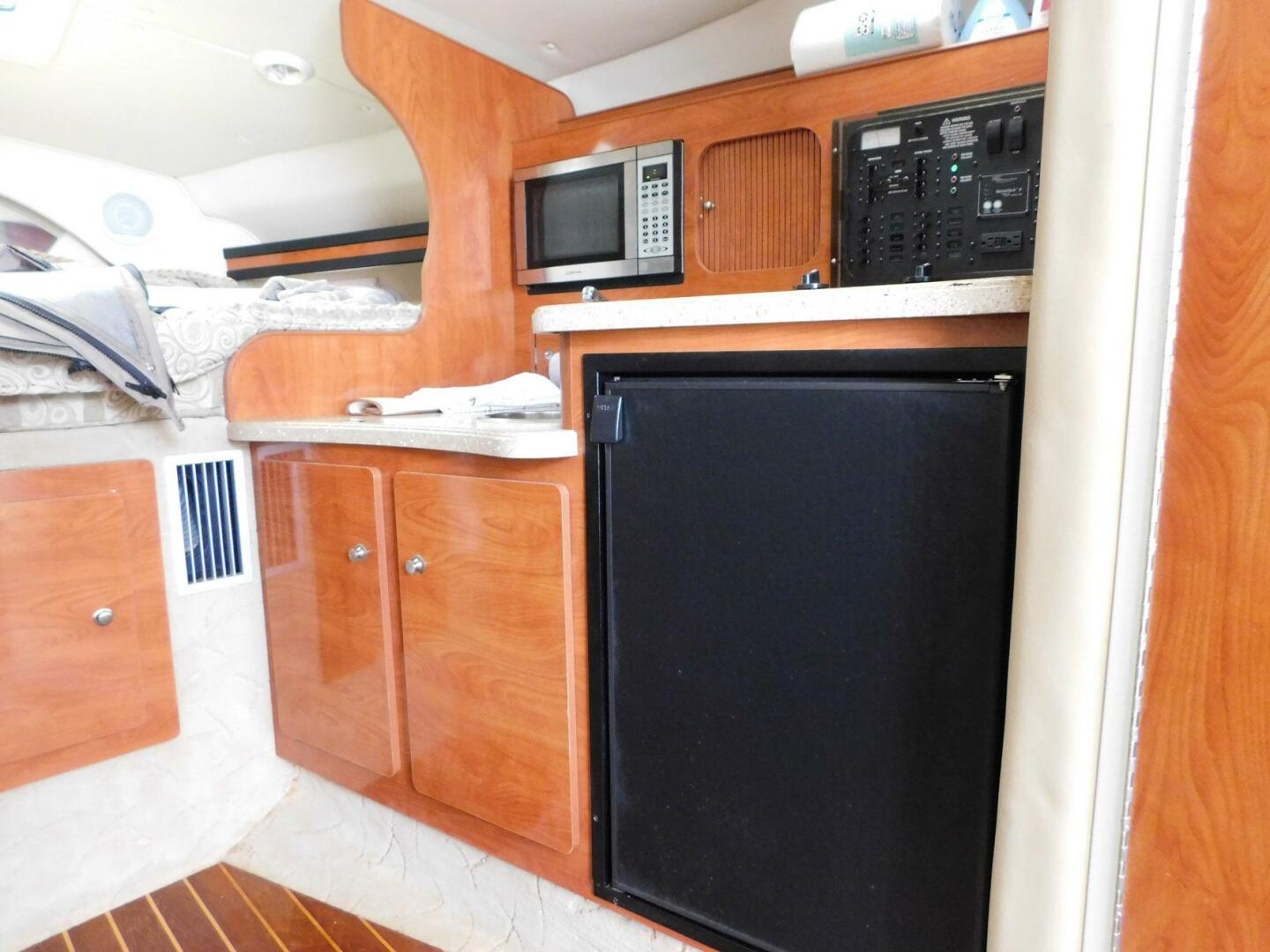 Slide: The Image of Rinker Fiesta Vee 320 2006 - 4202279