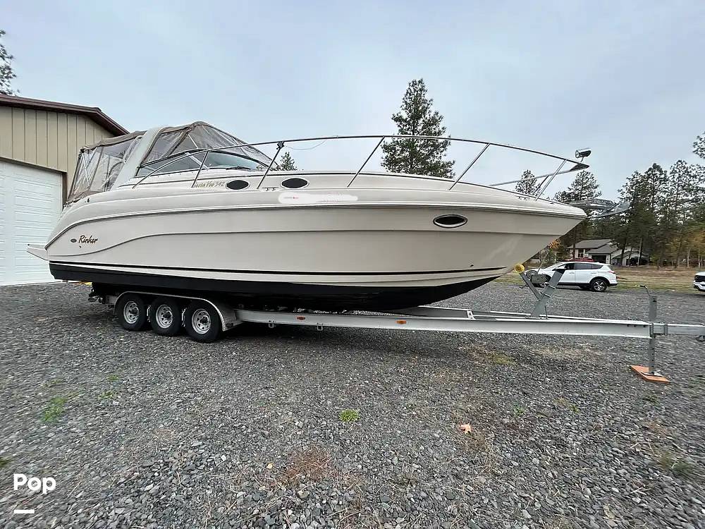 Slide: The Image of 2005 RINKER FIESTA VEE 342 - 0