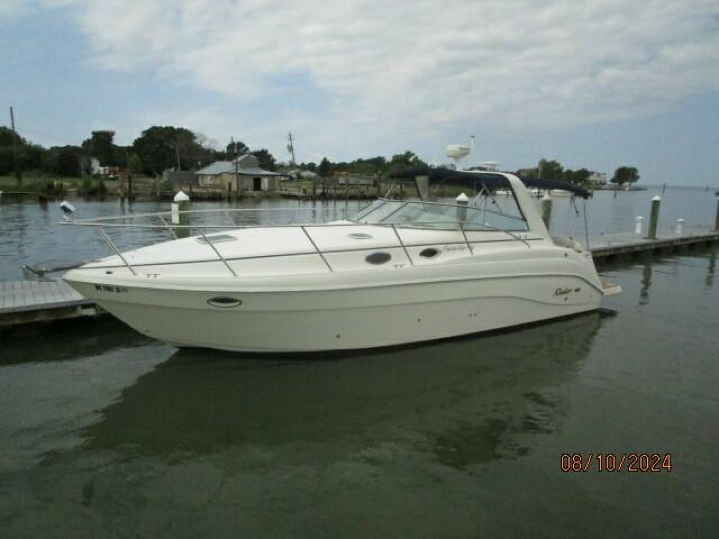Slide: The Image of 34' Rinker port forward profile - 4575017