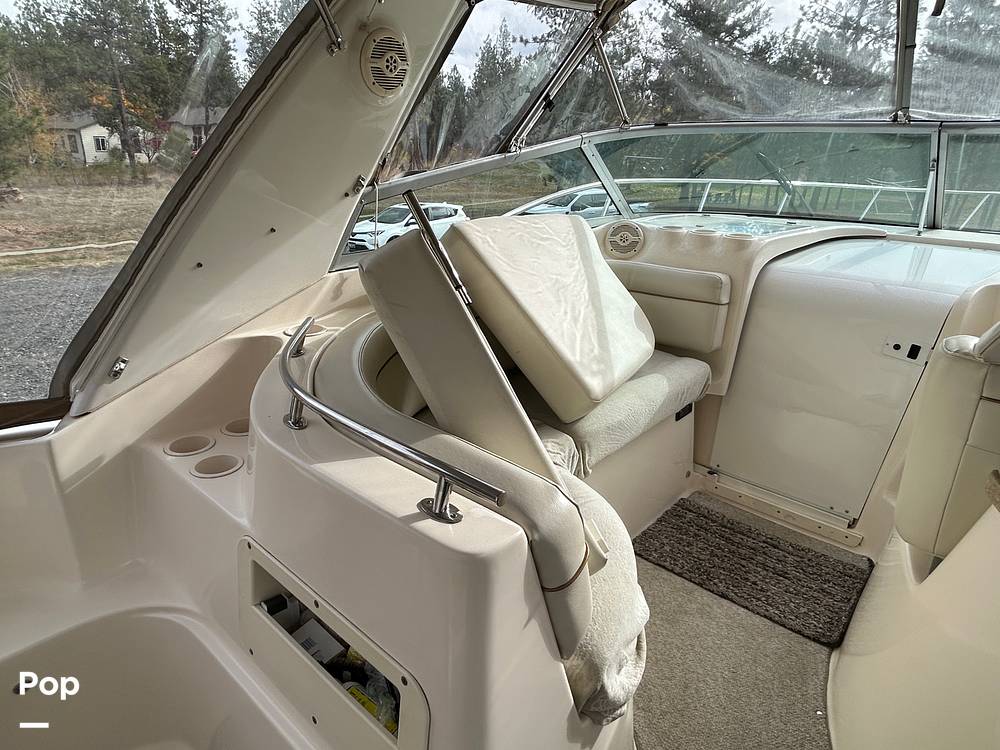 Slide: The Image of 2005 RINKER FIESTA VEE 342 - 11