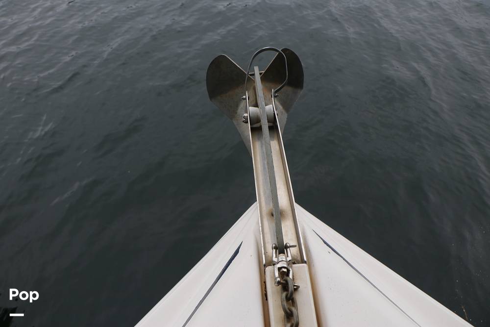 Slide: The Image of Rinker Fiesta Vee 342 2005 - 15328605
