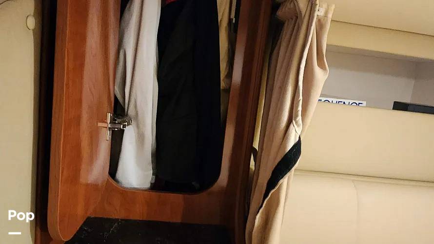 Slide: The Image of Rinker Fiesta Vee 342 2005 - 15289701