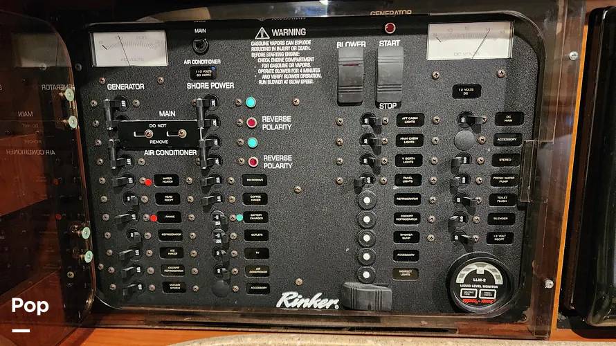 Slide: The Image of Rinker Fiesta Vee 342 2005 - 15289706