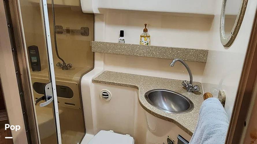 Slide: The Image of Rinker Fiesta Vee 342 2005 - 15289713