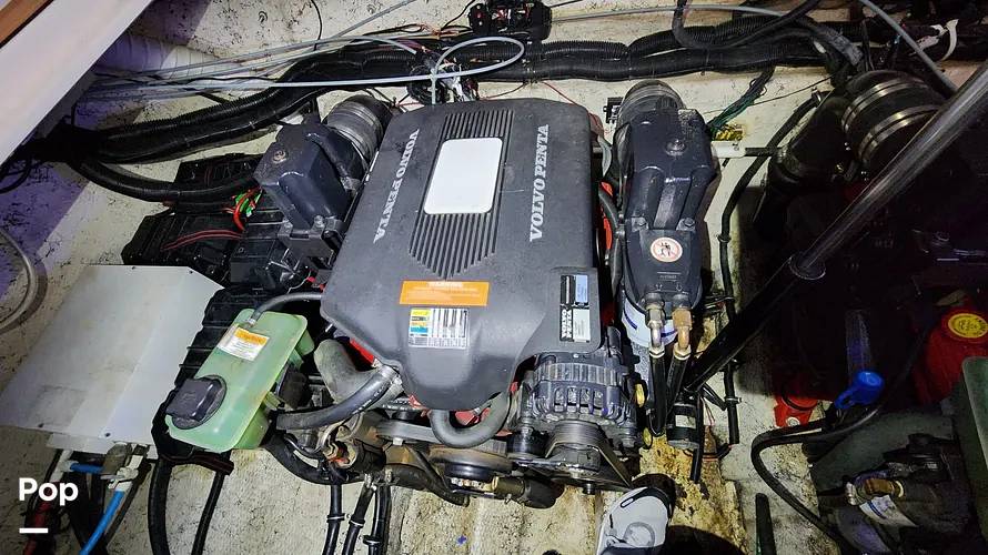 Slide: The Image of Rinker Fiesta Vee 342 2005 - 15289717