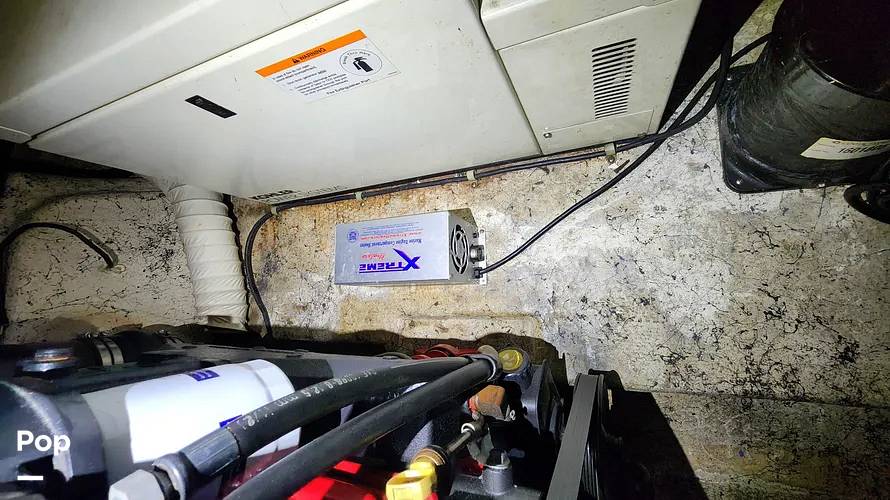 Slide: The Image of Rinker Fiesta Vee 342 2005 - 15289719