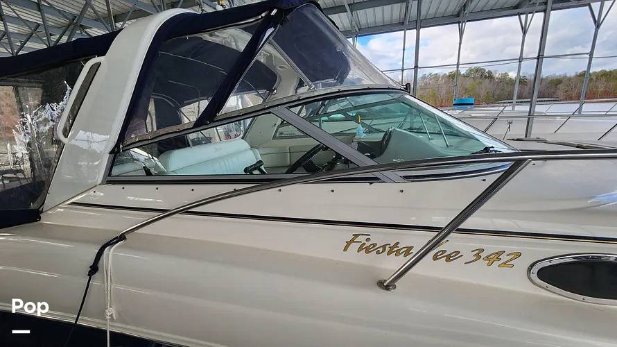 Slide: The Image of Rinker Fiesta Vee 342 2005 - 15289744