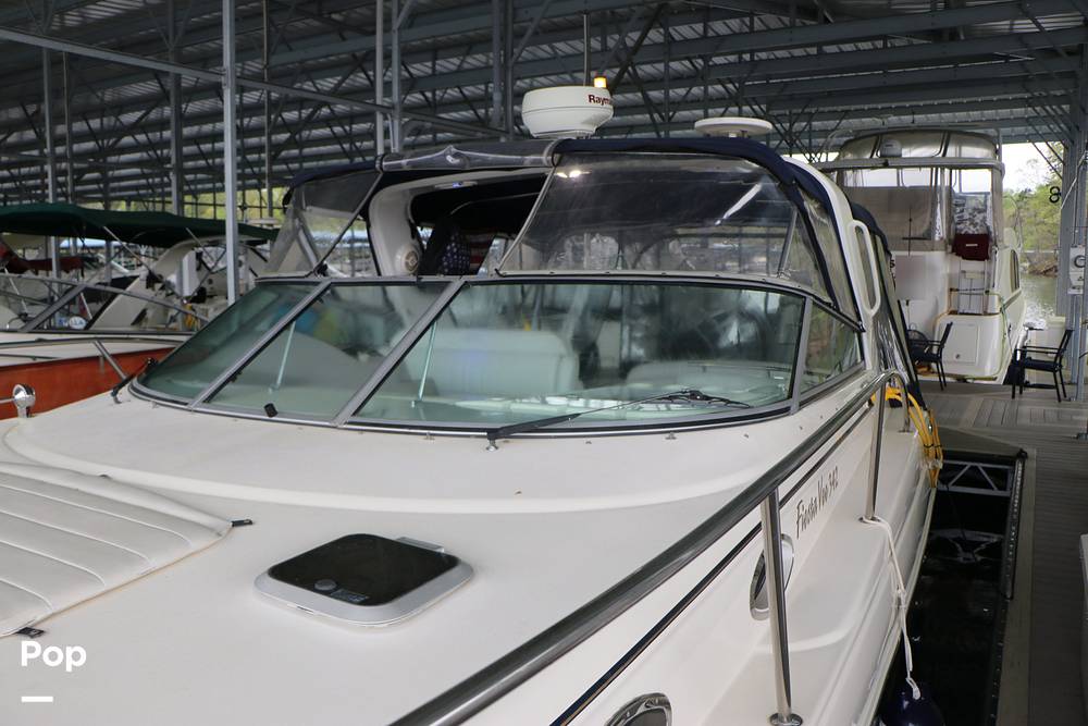 Slide: The Image of Rinker Fiesta Vee 342 2005 - 15328545