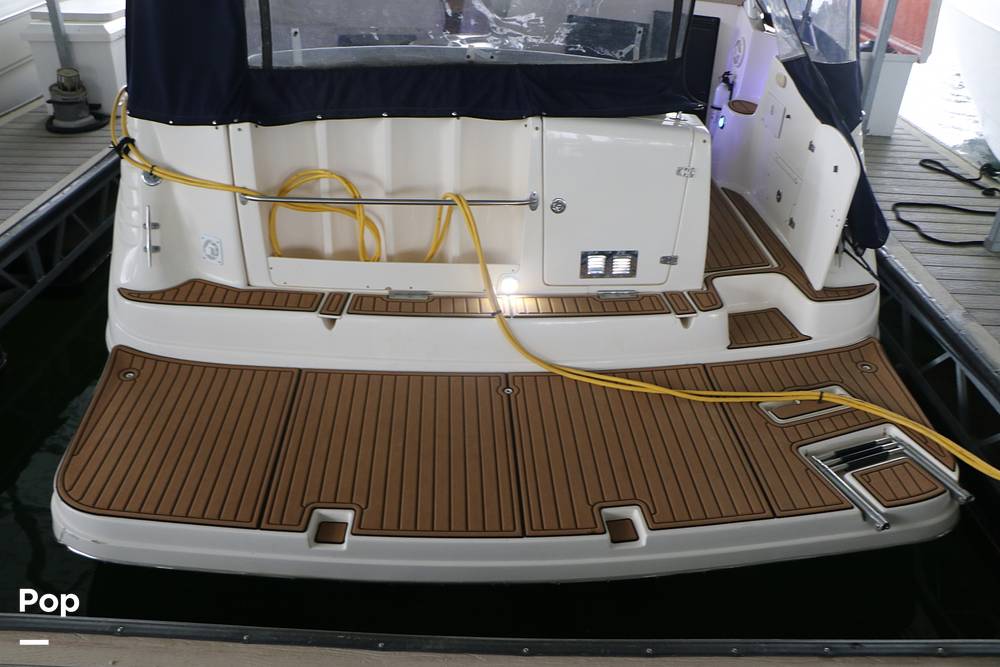 Slide: The Image of Rinker Fiesta Vee 342 2005 - 15328550