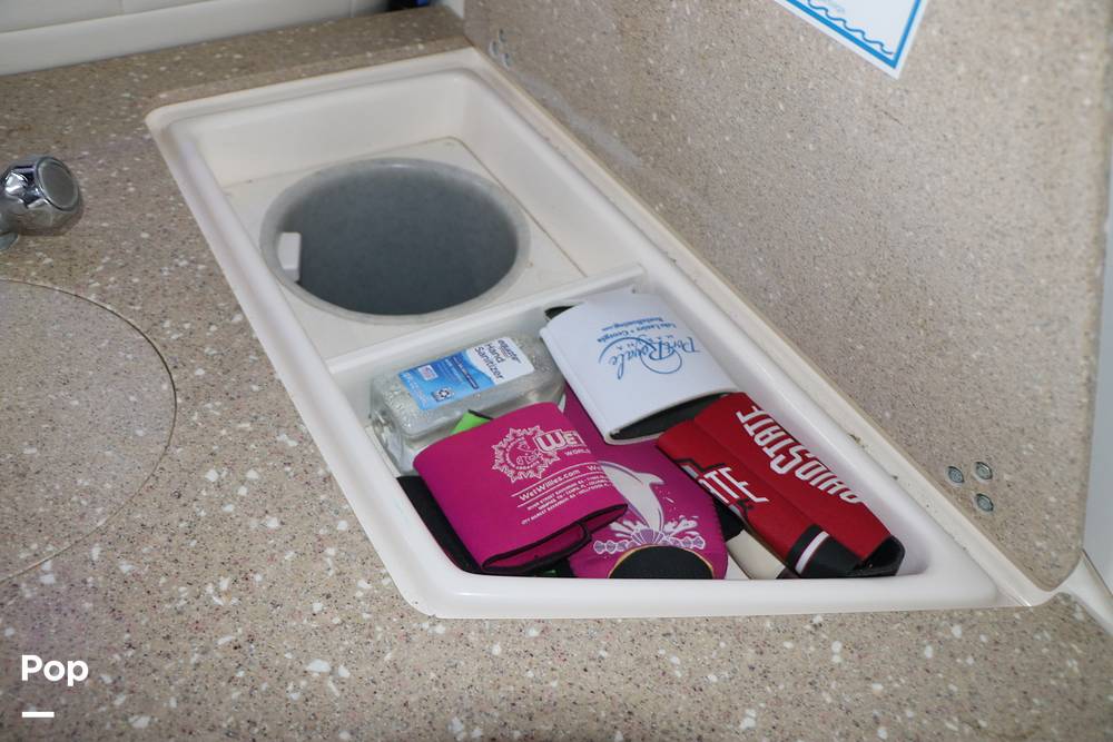 Slide: The Image of Rinker Fiesta Vee 342 2005 - 15328567