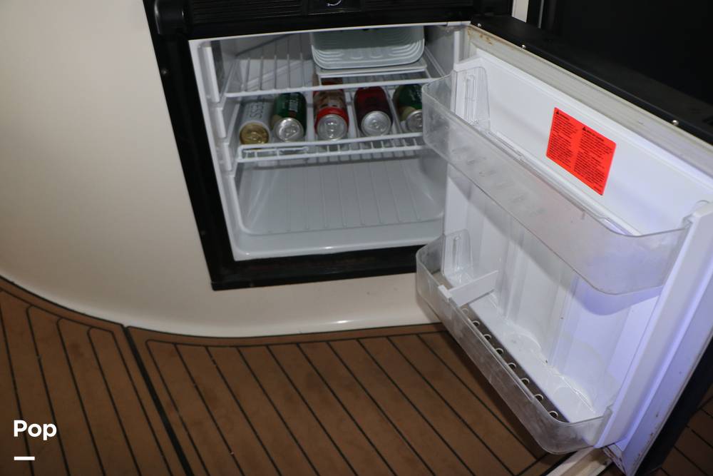 Slide: The Image of Rinker Fiesta Vee 342 2005 - 15328571