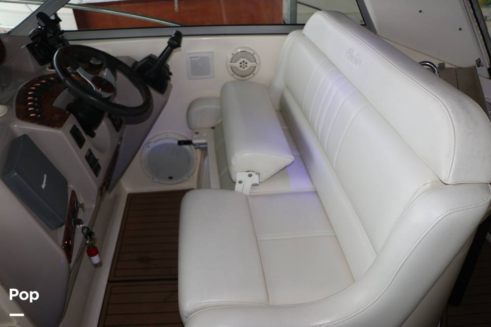 Slide: The Image of Rinker Fiesta Vee 342 2005 - 15328575