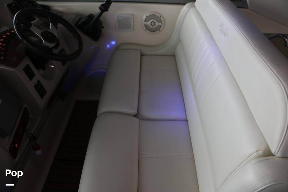 Slide: The Image of Rinker Fiesta Vee 342 2005 - 15328580