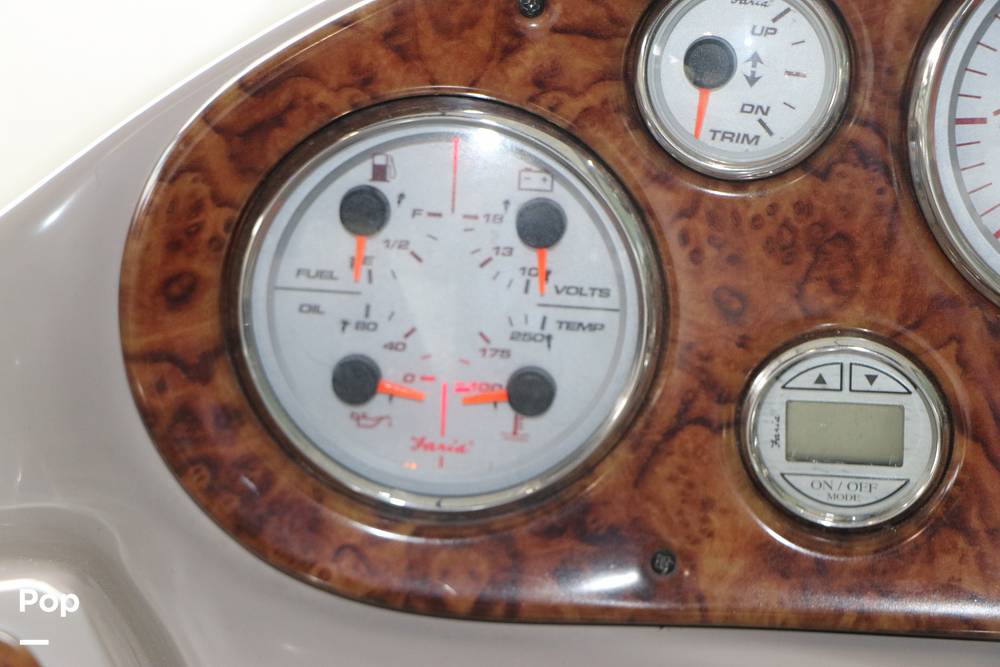 Slide: The Image of Rinker Fiesta Vee 342 2005 - 15328585