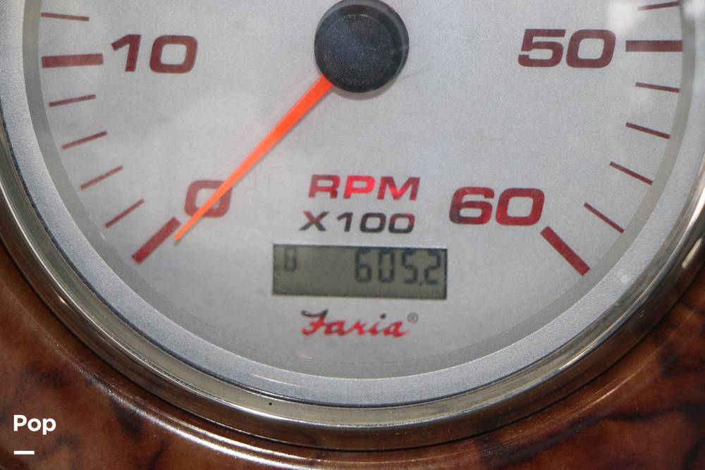 Slide: The Image of Rinker Fiesta Vee 342 2005 - 15328588