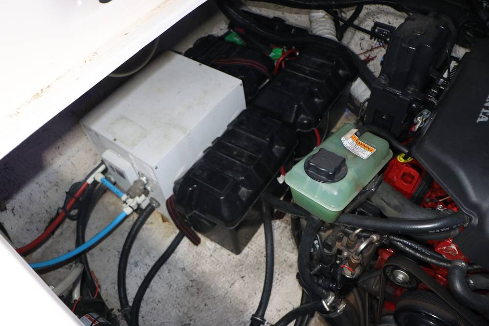 Slide: The Image of Rinker Fiesta Vee 342 2005 - 15328613