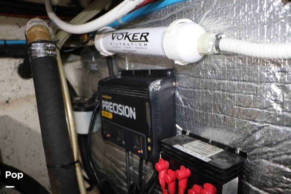 Slide: The Image of Rinker Fiesta Vee 342 2005 - 15328622