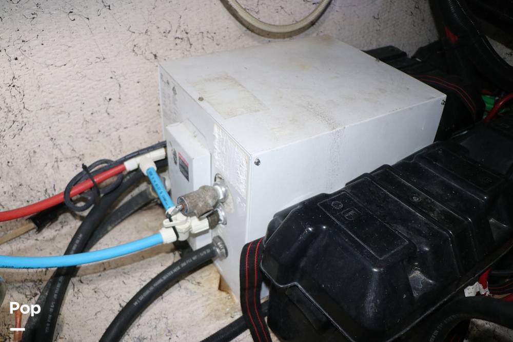 Slide: The Image of Rinker Fiesta Vee 342 2005 - 15328624