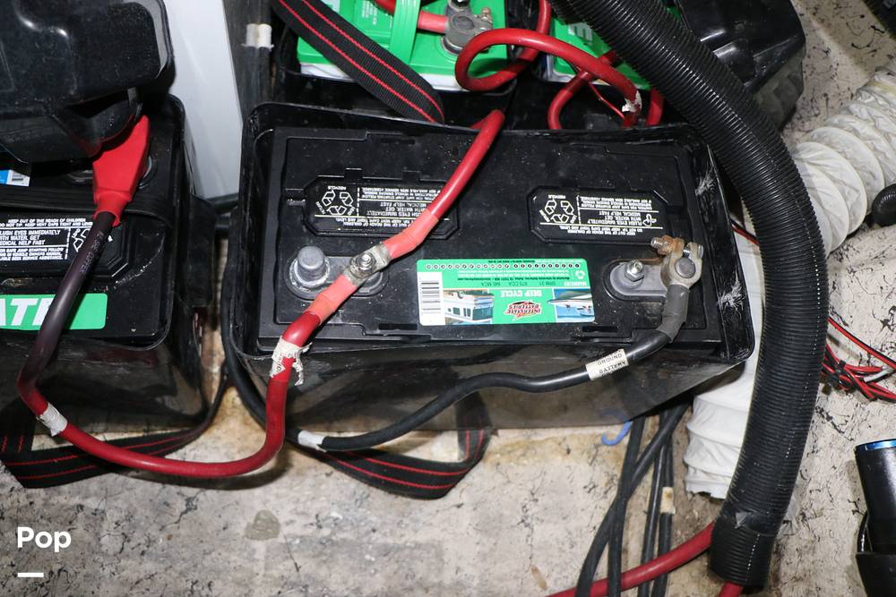 Slide: The Image of Rinker Fiesta Vee 342 2005 - 15328626