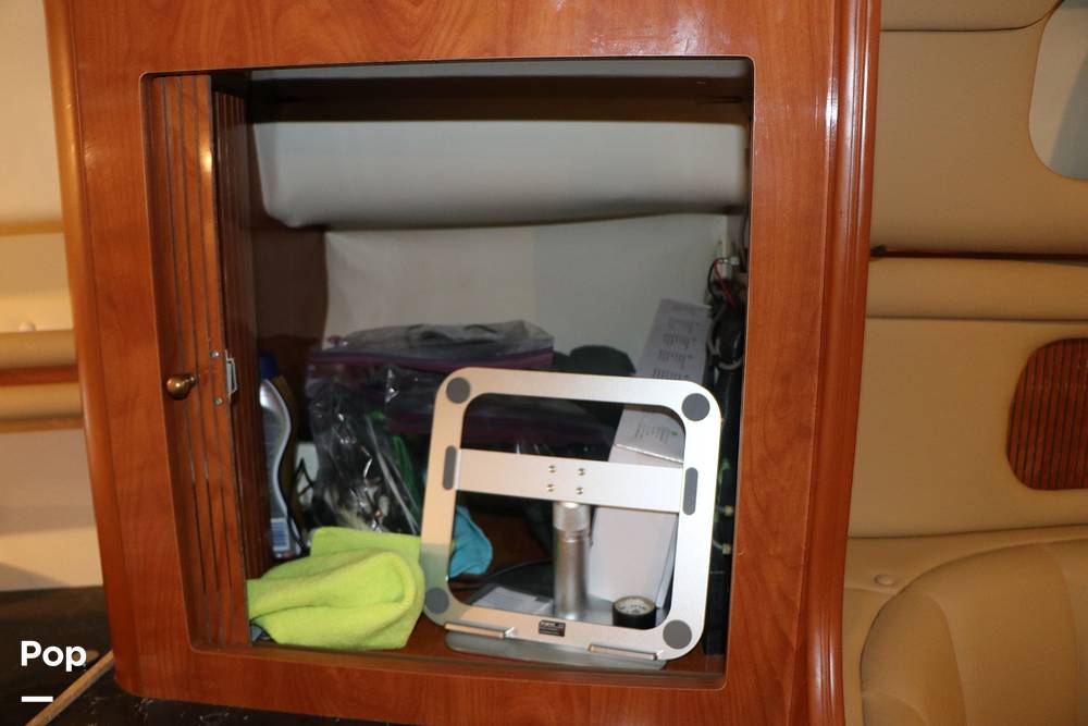 Slide: The Image of Rinker Fiesta Vee 342 2005 - 15328649