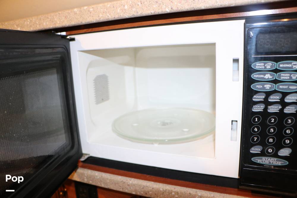 Slide: The Image of Rinker Fiesta Vee 342 2005 - 15328653