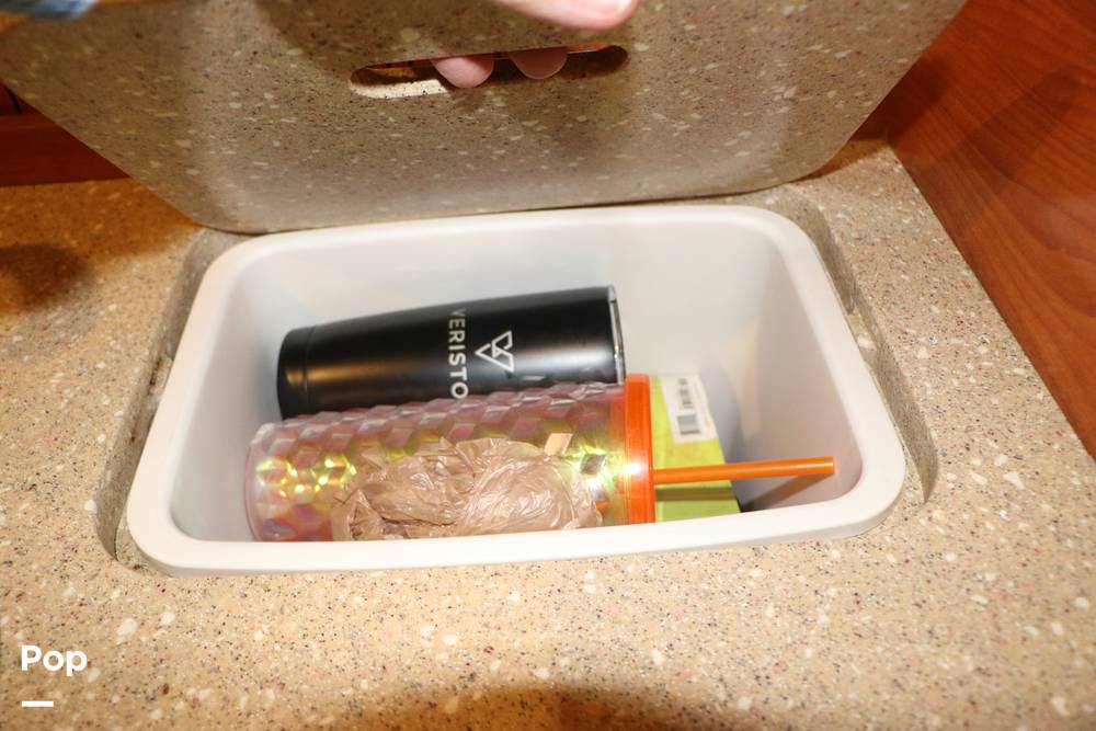 Slide: The Image of Rinker Fiesta Vee 342 2005 - 15328657