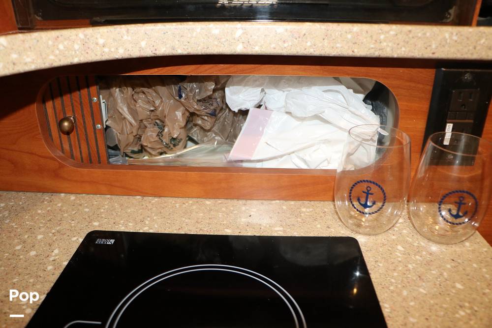 Slide: The Image of Rinker Fiesta Vee 342 2005 - 15328660