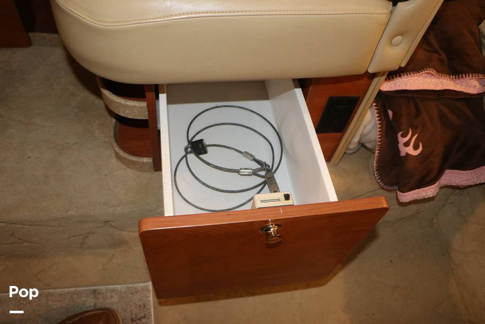 Slide: The Image of Rinker Fiesta Vee 342 2005 - 15328671