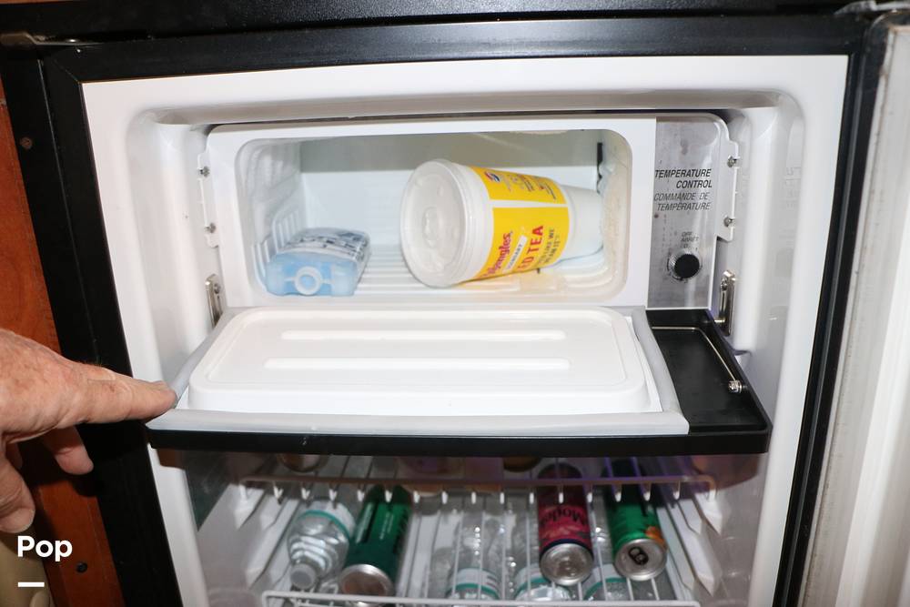 Slide: The Image of Rinker Fiesta Vee 342 2005 - 15328674