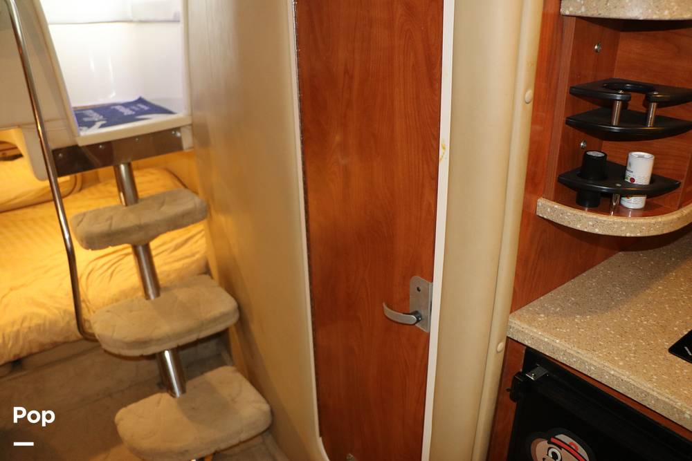 Slide: The Image of Rinker Fiesta Vee 342 2005 - 15328675