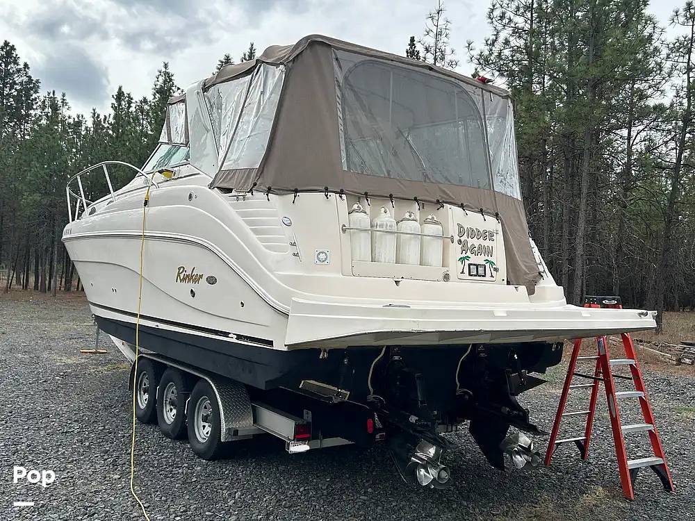 Slide: The Image of Rinker Fiesta Vee 342 2005 - 162