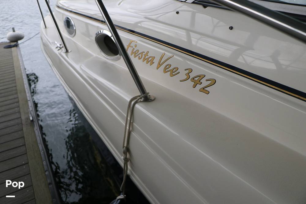 Slide: The Image of Rinker Fiesta Vee 342 2005 - 15328537