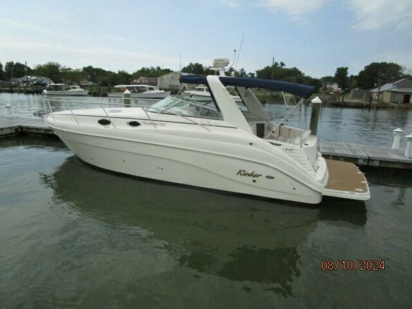Slide: The Image of 34' Rinker port aft profile - 4575016