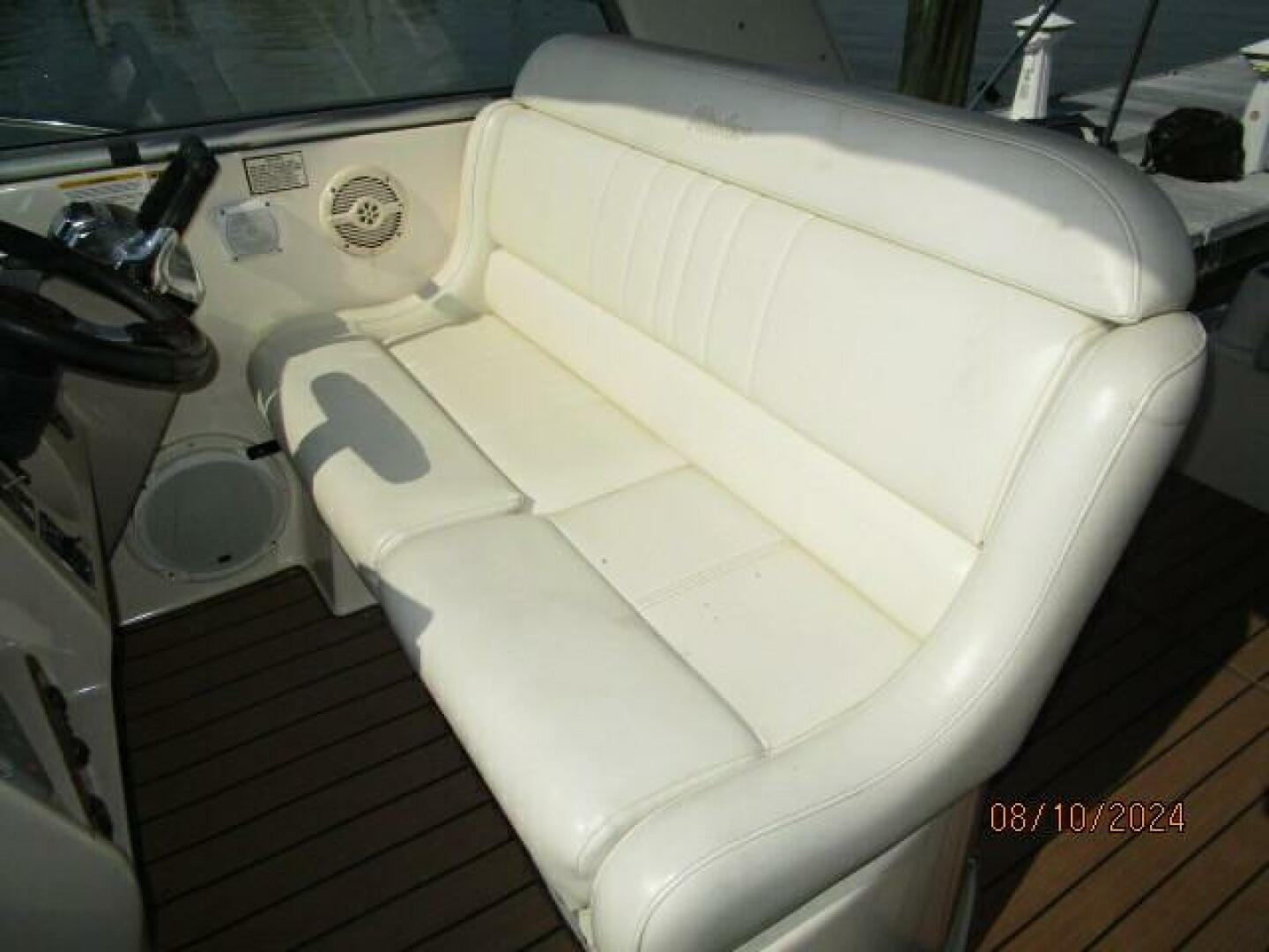 Slide: The Image of 34' Rinker helm benchseat - 4575009